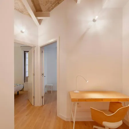 Avg Patio De Caveda Dcha 기욘