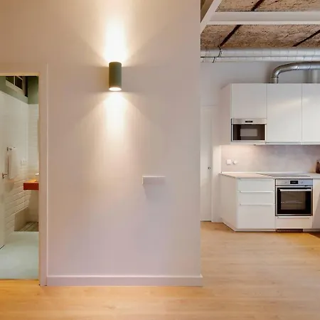 Avg Patio De Caveda Dcha